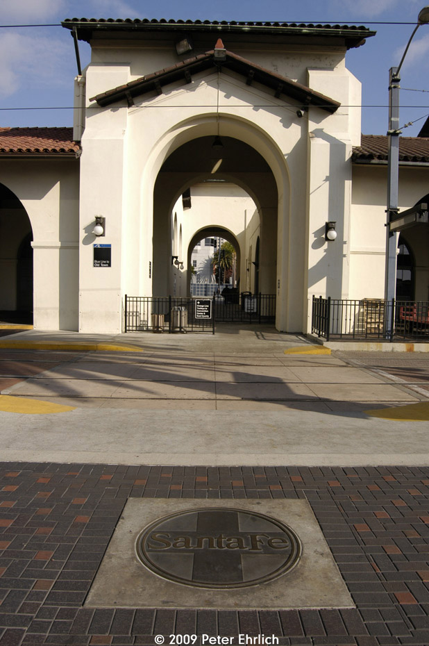 (169k, 618x930) Country: United States City: San Diego, CA System: San Diego Coaster Location