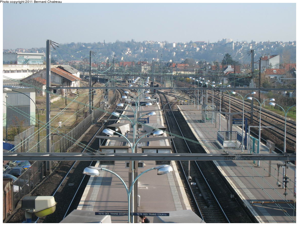 (377k, 1044x788) Country France City Paris System SNCF/Transilien Line RER A Location La