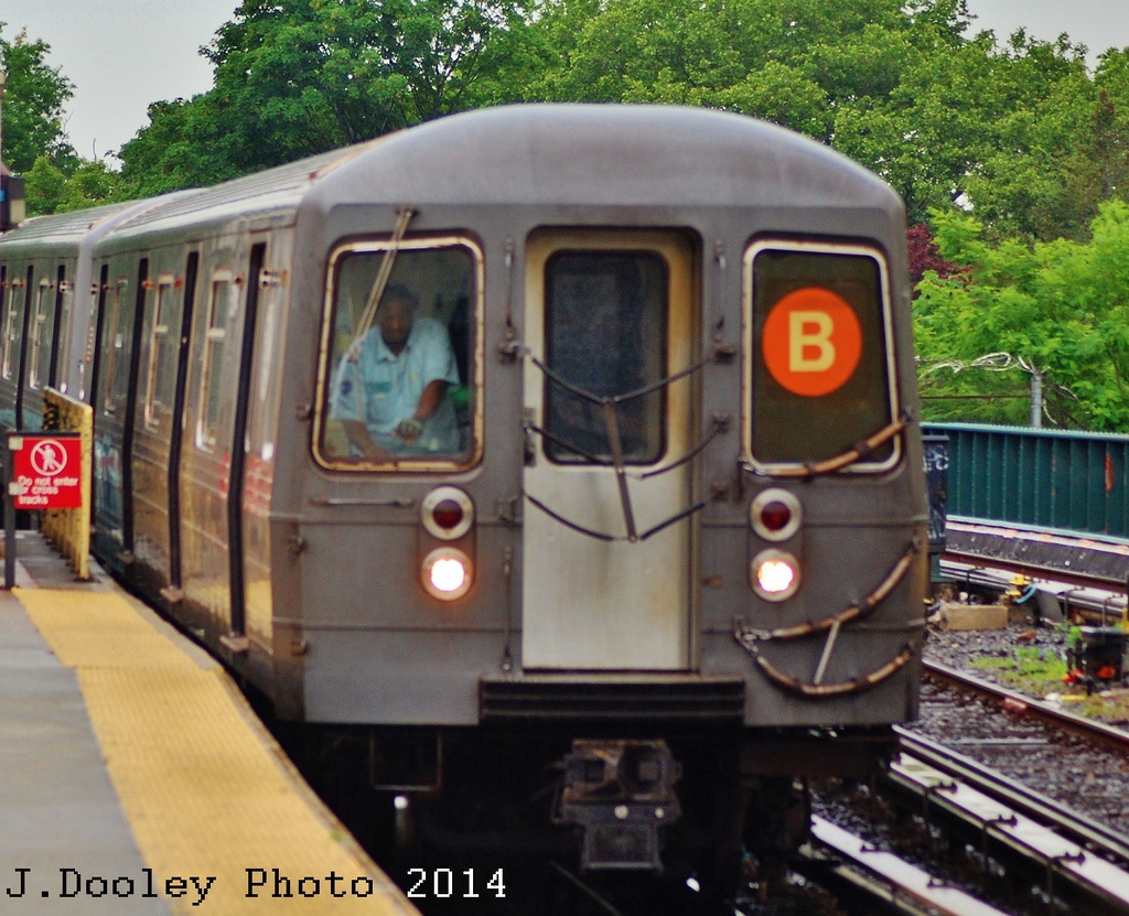 (401k, 1024x831)<br><b>Country:</b> United States<br><b>City:</b> New York<br><b>System:</b> New York City Transit<br><b>Line:</b> BMT Brighton Line<br><b>Location:</b> Sheepshead Bay<br><b>Route:</b> B<br><b>Car:</b> R-68A (Kawasaki, 1988-1989) 5100 <br><b>Photo by:</b> John Dooley<br><b>Date:</b> 6/19/2014<br><b>Viewed (this week/total):</b> 2 / 1715