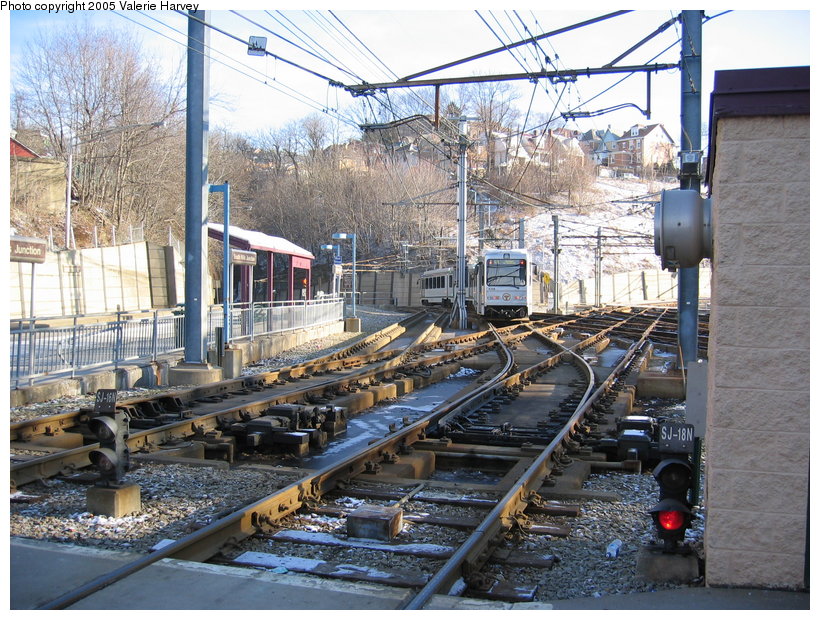 (183k, 820x620)<br><b>Country:</b> United States<br><b>City:</b> Pittsburgh, PA<br><b>System:</b> PAT<br><b>Location:</b> South Hills Jct.<br><b>Route:</b> 47L-Library via Overbrook<br><b>Car:</b> Pittsburgh CAF LRV 4309/4308 <br><b>Photo by:</b> Valerie Harvey<br><b>Date:</b> 2/11/2005<br><b>Notes:</b> Entering South Portal of Transit Tunnel (downward toward Station Square Station) CAF cars.<br><b>Viewed (this week/total):</b> 0 / 2699