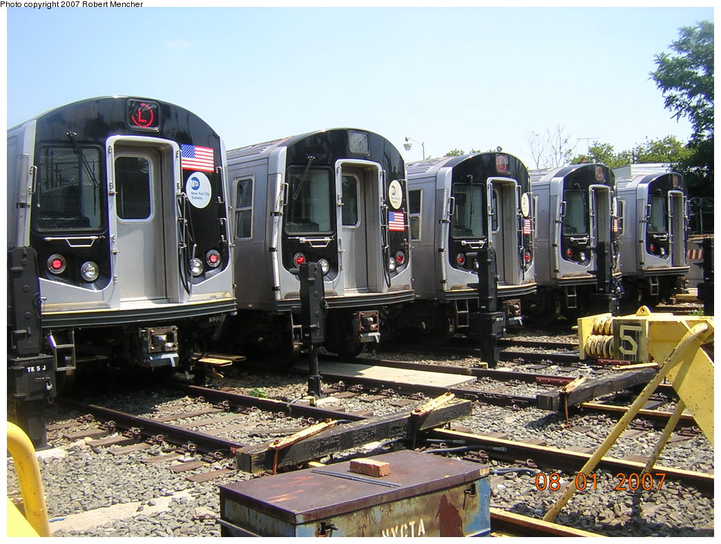 (256k, 1044x788)<br><b>Country:</b> United States<br><b>City:</b> New York<br><b>System:</b> New York City Transit<br><b>Location:</b> Rockaway Parkway (Canarsie) Yard<br><b>Car:</b> R-160A-1 (Alstom, 2005-2008, 4 car sets)  <br><b>Photo by:</b> Robert Mencher<br><b>Date:</b> 08/01/2007<br><b>Viewed (this week/total):</b> 5 / 4803