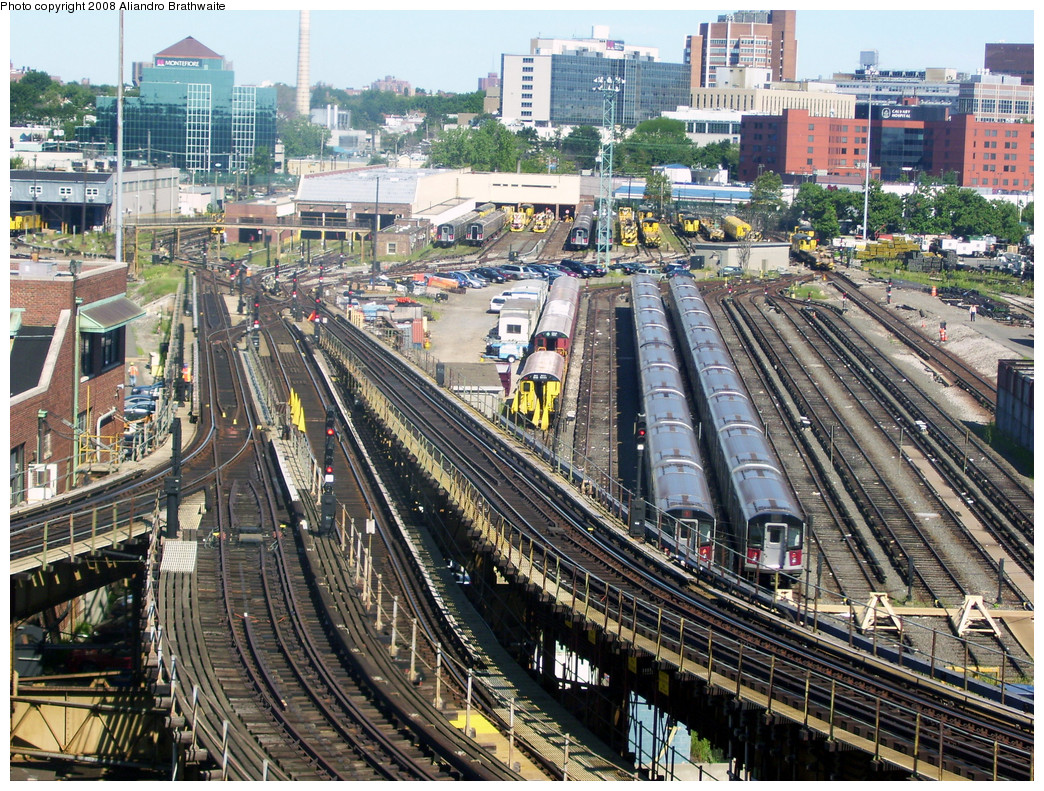 (450k, 1044x791) Country United States City New York System New York City Transit Location