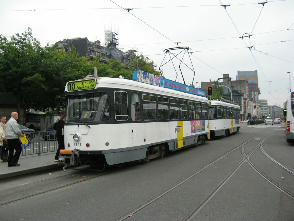 109k-1024x768-country-belgium-city-antwerp-system-de-lijn